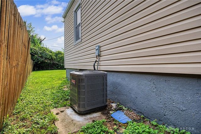 1012 Ansel Drive, Dayton, OH 45419