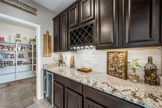 10142 Meriweather Grove Avenue, Las Vegas, NV 89166