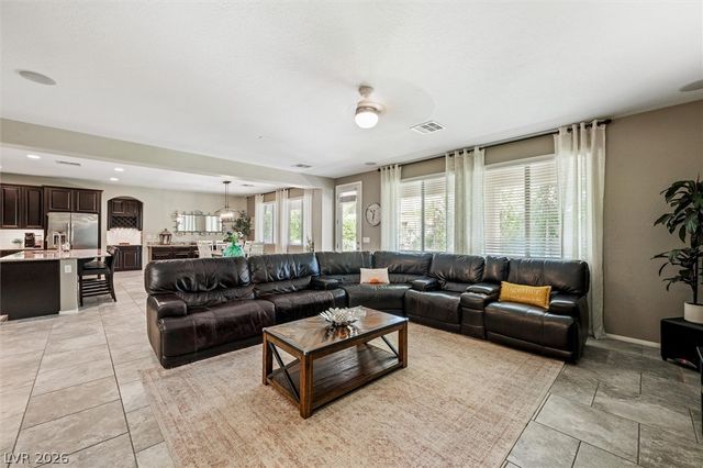 10142 Meriweather Grove Avenue, Las Vegas, NV 89166
