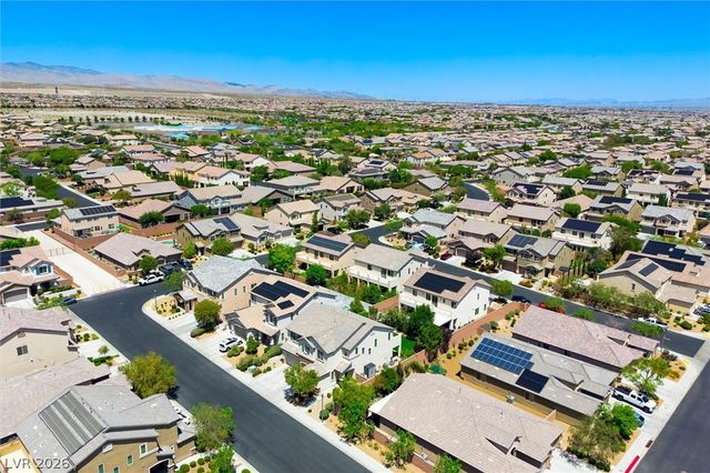 10142 Meriweather Grove Avenue, Las Vegas, NV 89166