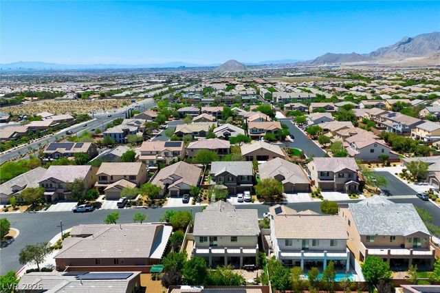 10142 Meriweather Grove Avenue, Las Vegas, NV 89166