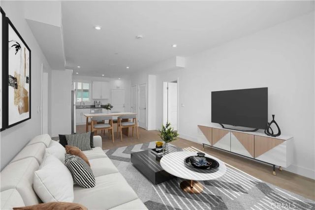 8750 Sepulveda Boulevard 210, North Hills, CA 91343