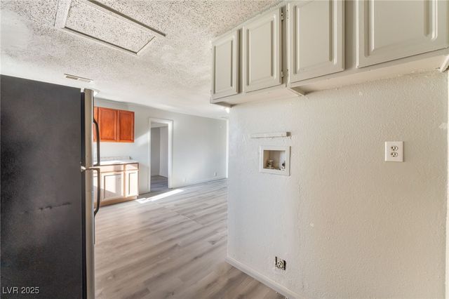 2526 Sunrise Street, Las Vegas, NV 89101