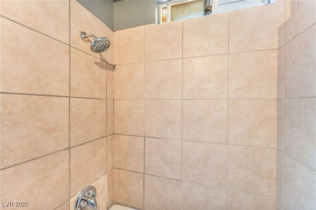 2526 Sunrise Street, Las Vegas, NV 89101