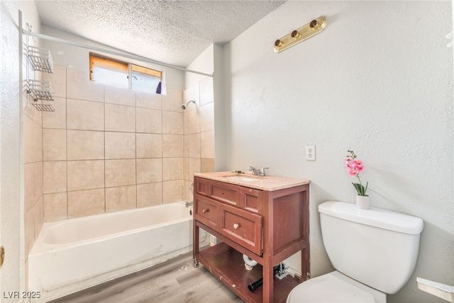 2526 Sunrise Street, Las Vegas, NV 89101