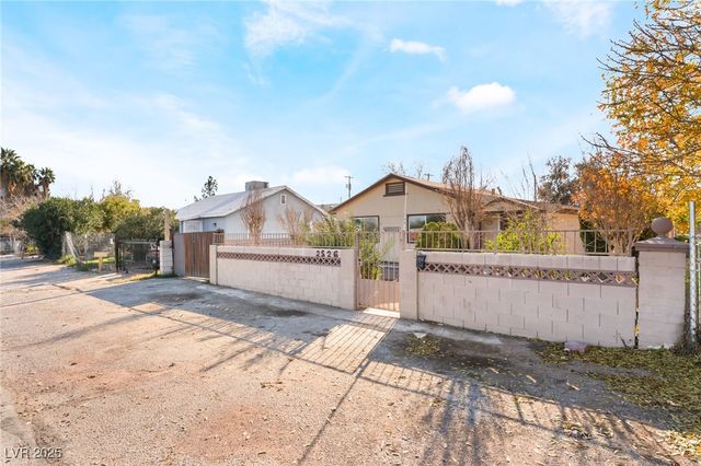 2526 Sunrise Street, Las Vegas, NV 89101