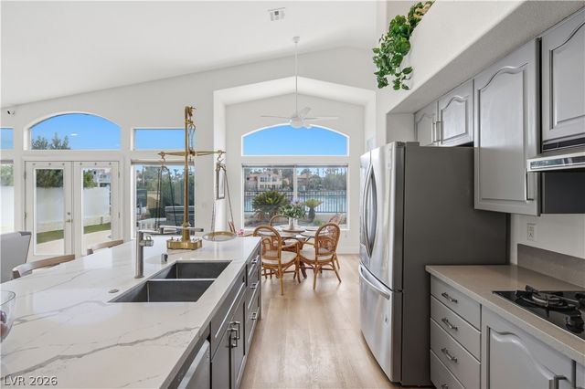2933 Harbor Cove Drive, Las Vegas, NV 89128