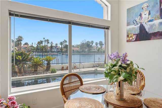 2933 Harbor Cove Drive, Las Vegas, NV 89128