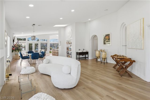 2933 Harbor Cove Drive, Las Vegas, NV 89128