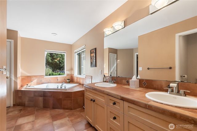 23319 NE 142nd Place, Woodinville, WA 98077