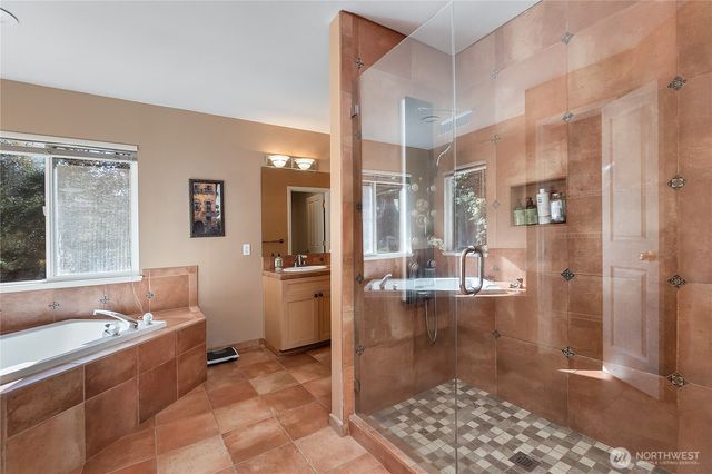 23319 NE 142nd Place, Woodinville, WA 98077