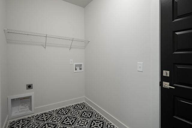 2064 Blackstone Drive, Hendersonville, TN 37075