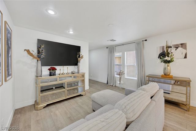 6377 Whispering Clouds Court, Las Vegas, NV 89141