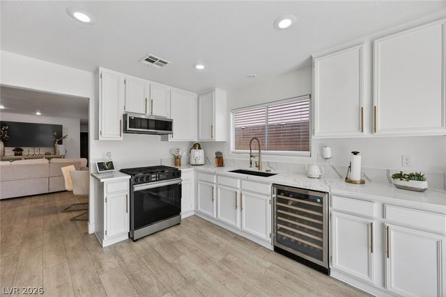6377 Whispering Clouds Court, Las Vegas, NV 89141