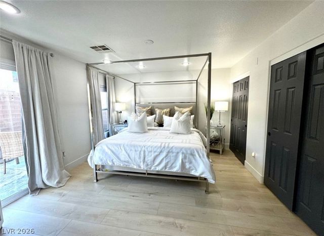 6377 Whispering Clouds Court, Las Vegas, NV 89141