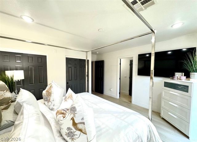 6377 Whispering Clouds Court, Las Vegas, NV 89141