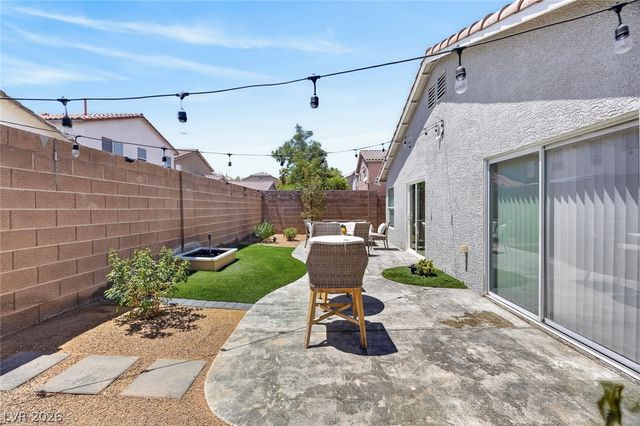 6377 Whispering Clouds Court, Las Vegas, NV 89141