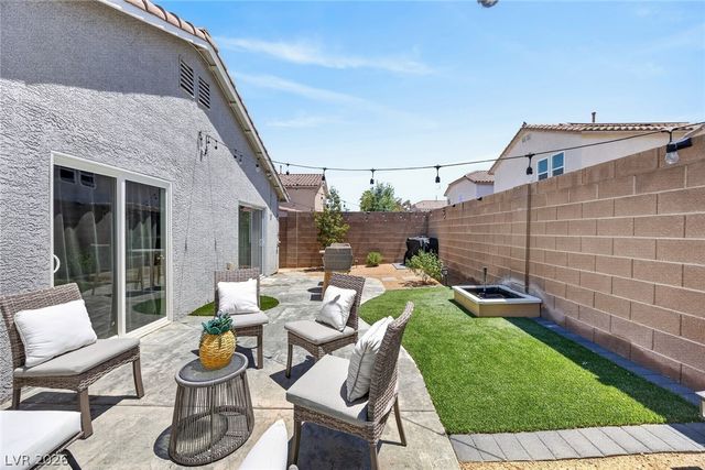 6377 Whispering Clouds Court, Las Vegas, NV 89141