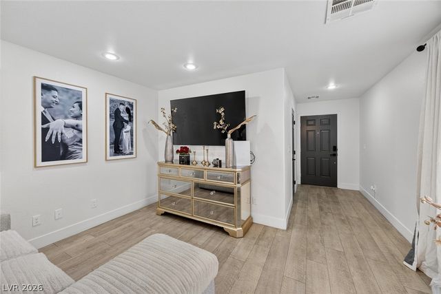 6377 Whispering Clouds Court, Las Vegas, NV 89141