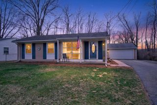 5513 Sherwood Drive, Jackson, MI 49201