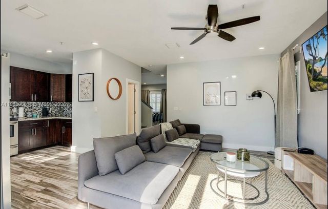 801 NW 1st Ave 801, Fort Lauderdale, FL 33311