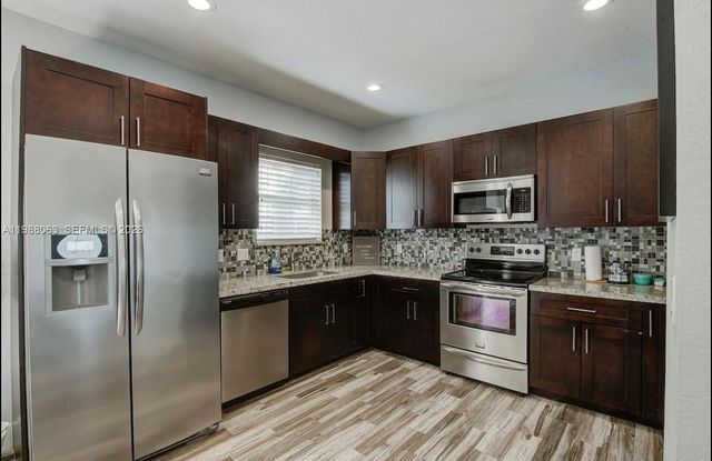 801 NW 1st Ave 801, Fort Lauderdale, FL 33311