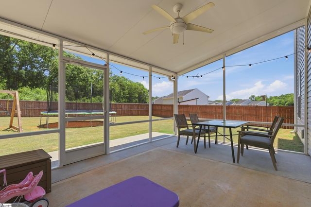 241 Burr Oak Lane, Piedmont, SC 29673