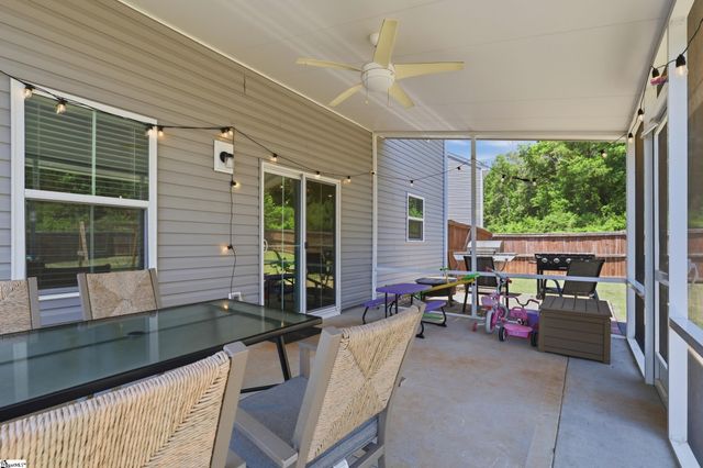 241 Burr Oak Lane, Piedmont, SC 29673