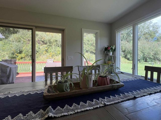 27 Valhalla Avenue, Jenkins, KY 41537