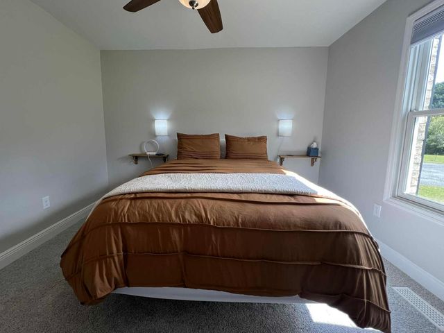 27 Valhalla Avenue, Jenkins, KY 41537