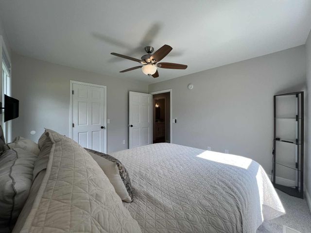 27 Valhalla Avenue, Jenkins, KY 41537