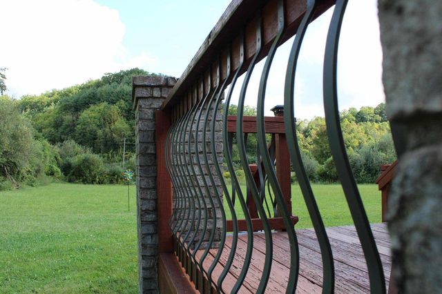 27 Valhalla Avenue, Jenkins, KY 41537