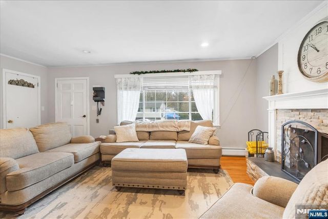 1 Sanders Court, West Milford, NJ 07480