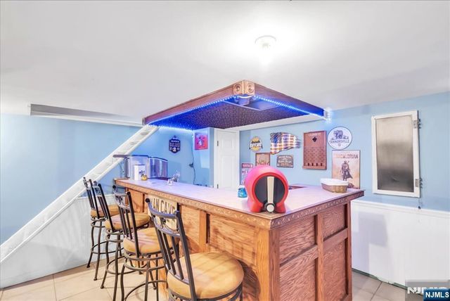 1 Sanders Court, West Milford, NJ 07480