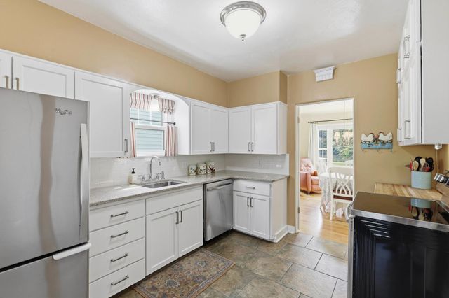 24 W 18th Ave, Spokane, WA 99203
