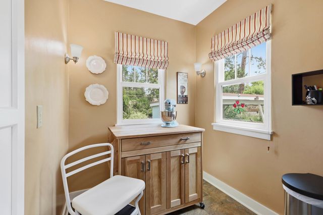 24 W 18th Ave, Spokane, WA 99203