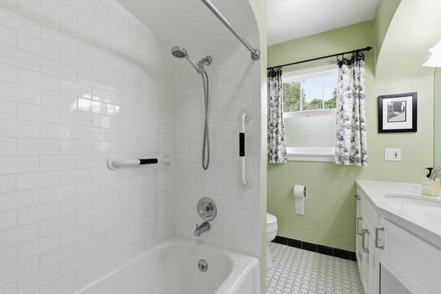 24 W 18th Ave, Spokane, WA 99203