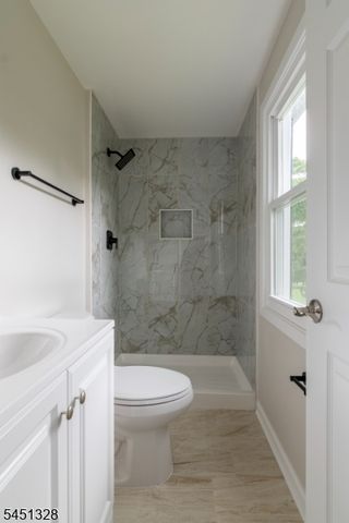 4 Overbrook Rd, Franklin Twp., NJ 08873