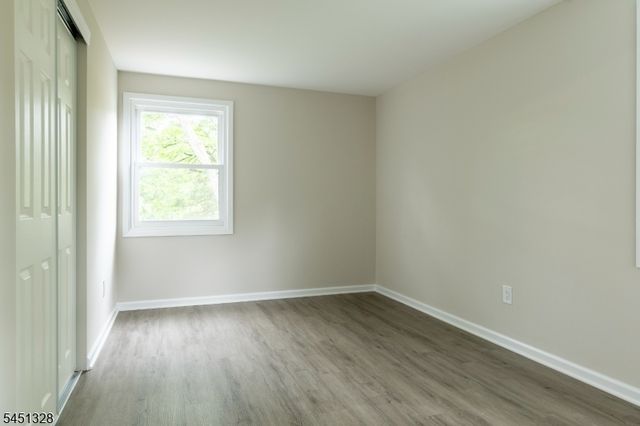 4 Overbrook Rd, Franklin Twp., NJ 08873