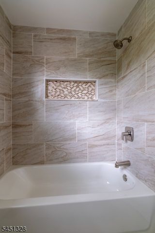 4 Overbrook Rd, Franklin Twp., NJ 08873