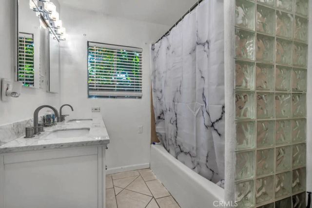 17443 Elkwood, Northridge, CA 91325