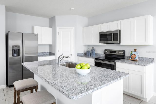 7682 SE 114TH STREET, Belleview, FL 34420