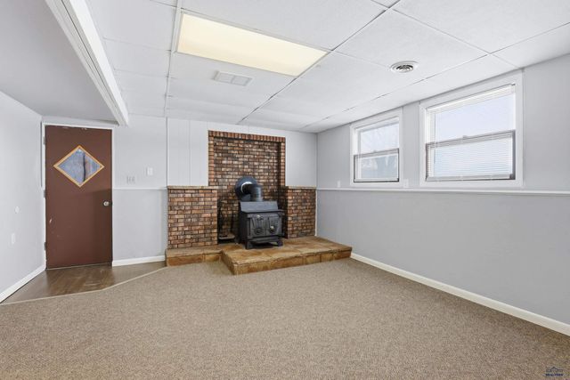 201 HUMMINGBIRD CIR, Box Elder, SD 57719