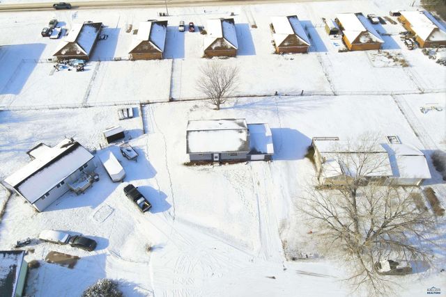 201 HUMMINGBIRD CIR, Box Elder, SD 57719