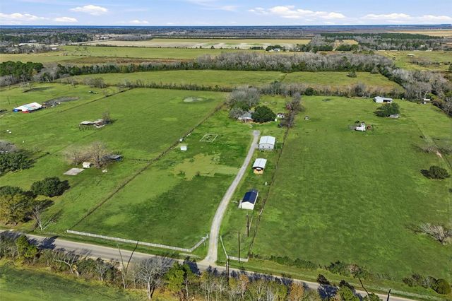 611 Reidland Road, Crosby, TX 77532