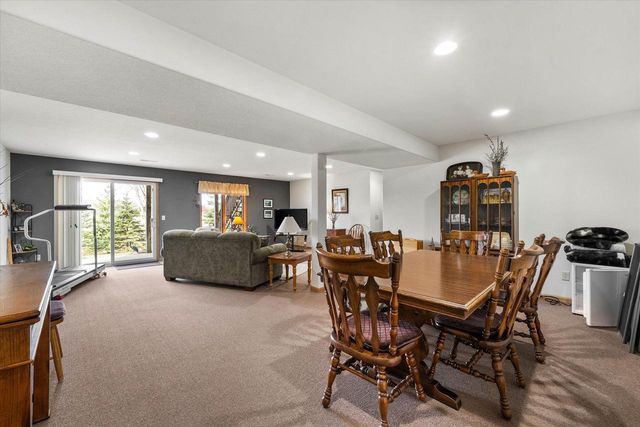 1054 Stillwater LANE, Hartford, WI 53027