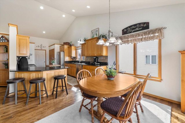 1054 Stillwater LANE, Hartford, WI 53027