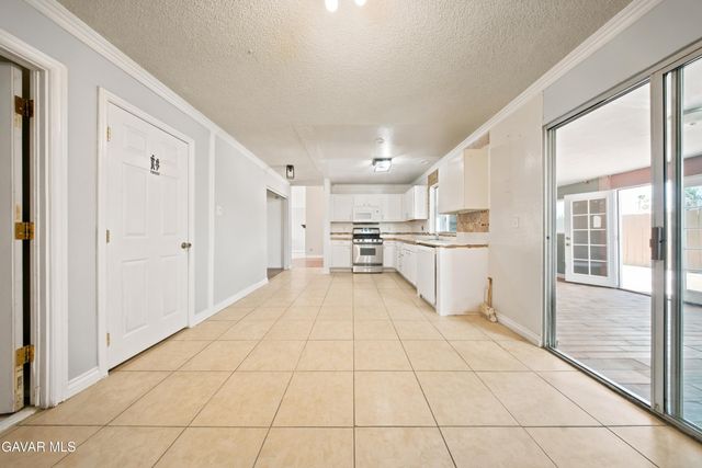 4849 Katrina Place, Palmdale, CA 93552