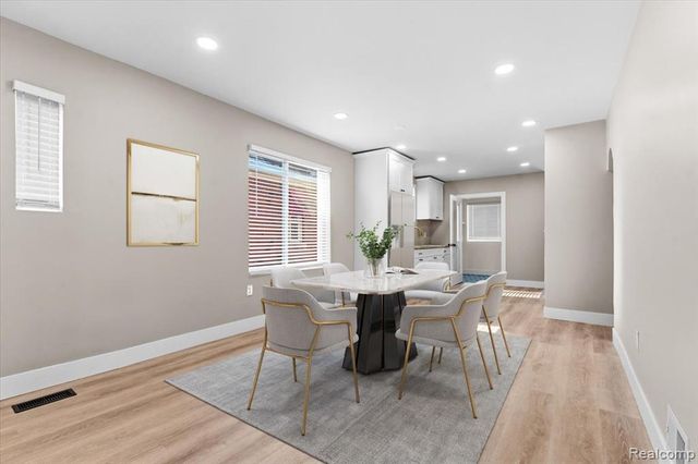 17203 Ilene Street, Detroit, MI 48221