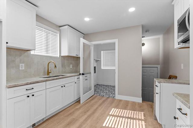 17203 Ilene Street, Detroit, MI 48221